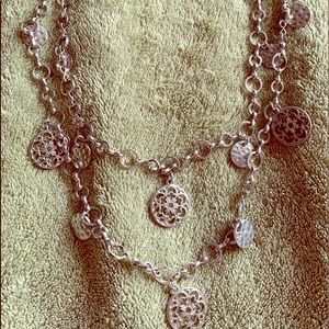 Silver tone with circles necklace